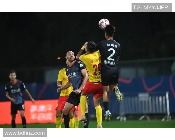 成都篮球队比赛经验引发热议球迷对战术与表现的不同看法